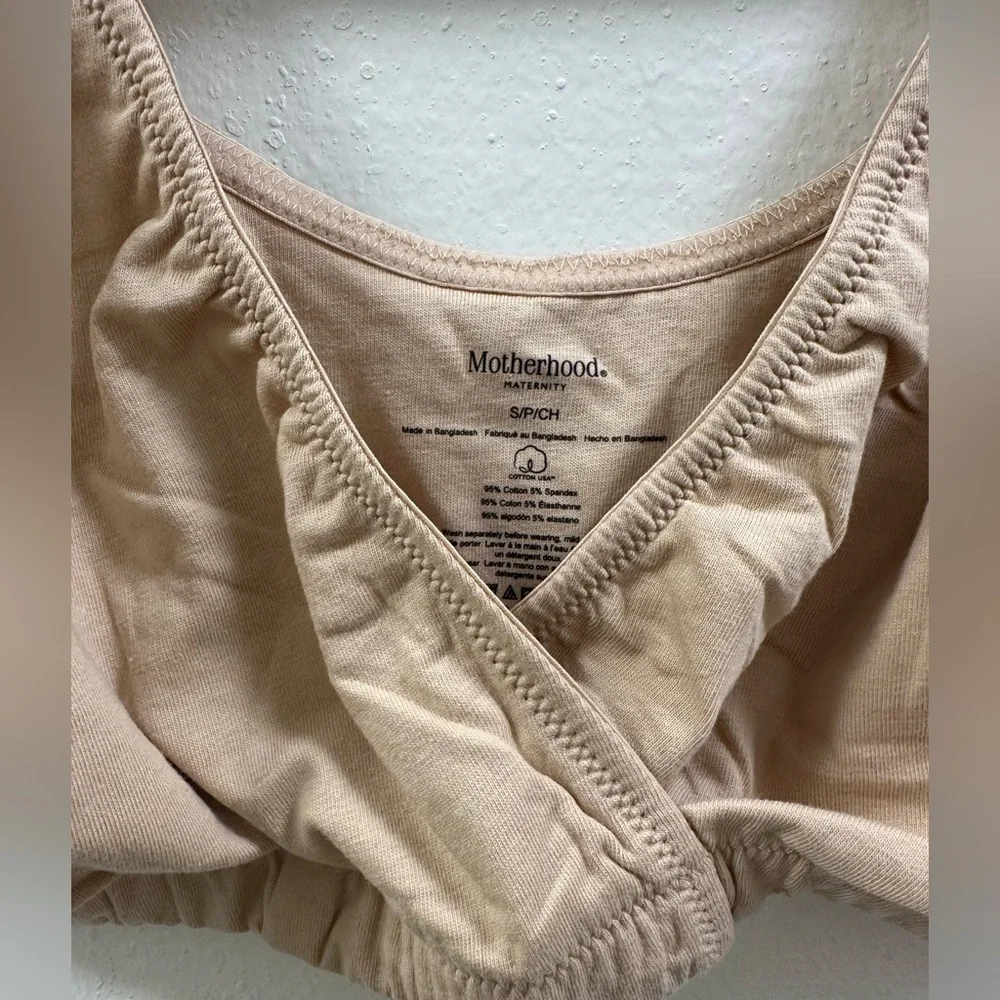 Motherhood Maternity  Wrap Front Nursing Bra Size L Nude‎ Beige Cotton Seamless